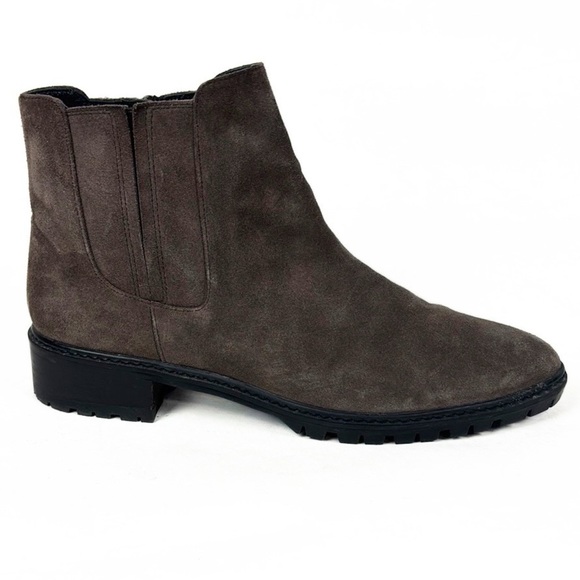 Stuart Weitzman Genuine Suede Leather Gray Inside Zip Chelsea Ankle Bootie Boots - Picture 1 of 15